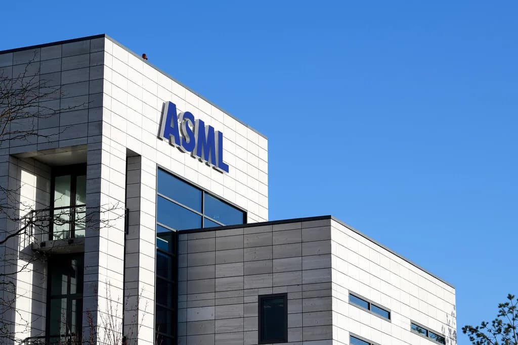 ASML pierde terreno: China empieza a fabricar sus máquinas DUV