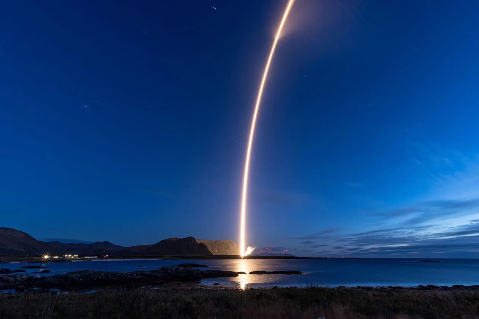 Isar Aerospace logra el primer lanzamiento orbital comercial europeo
