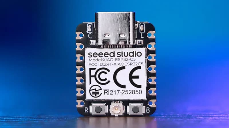 Un ESP32-C5 recibe el video FM de 5 GHz que usan los drones