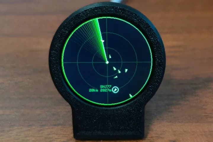 USB-C Deskradar: radar de vuelos ADS-B con un ESP32-C3