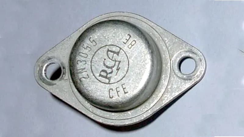 El 2N3055, el transistor de potencia que lleva seis décadas en uso