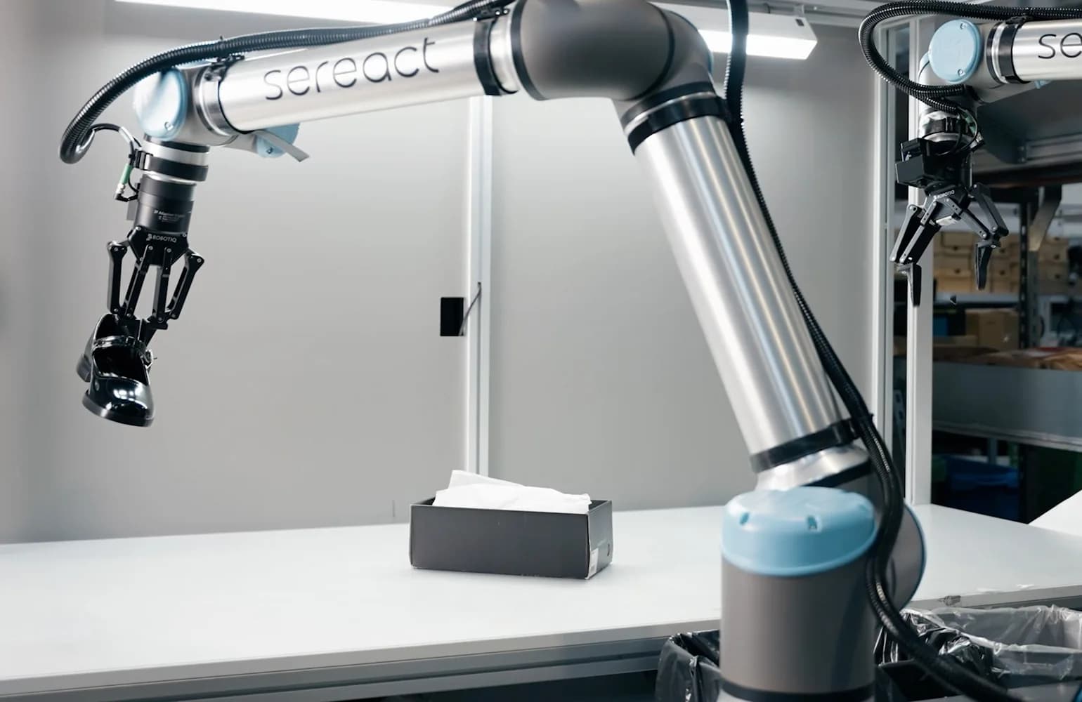 Sereact pone su IA Cortex en los brazos de Universal Robots