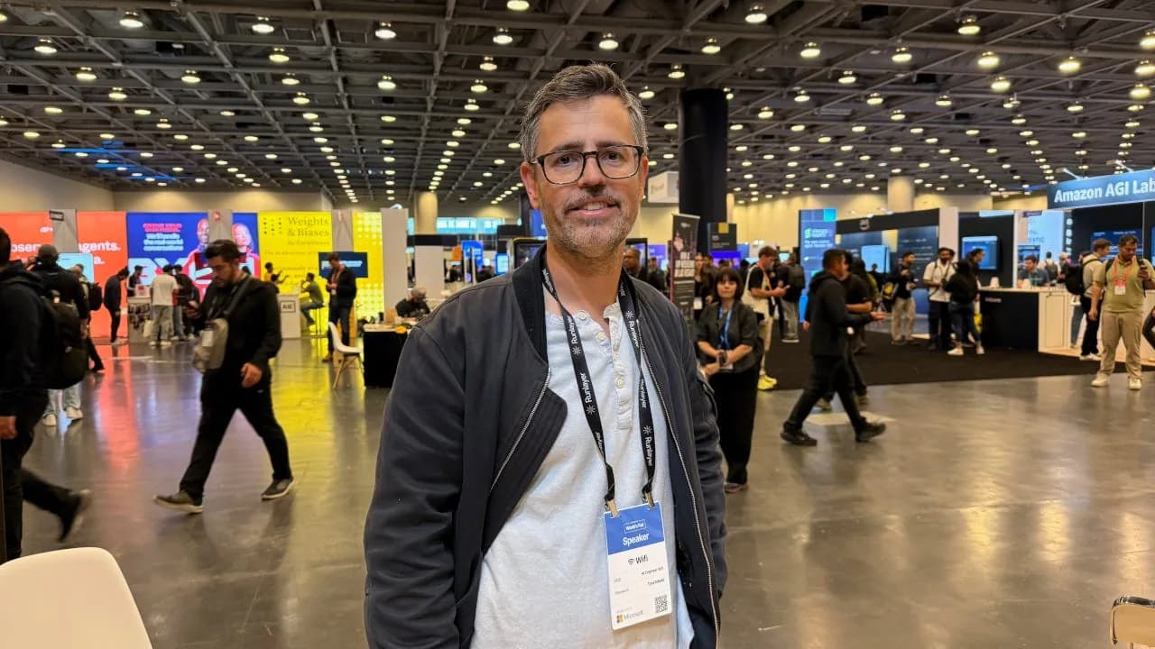 Warp lanza Oz y apuesta por las 'software factories' automatizadas