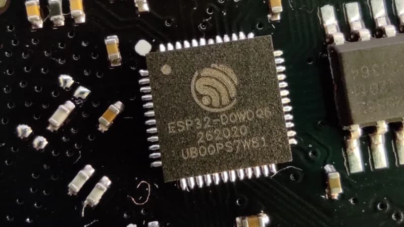 Cómo llevar el SDR del ESP32 a frecuencias fuera del Wi-Fi