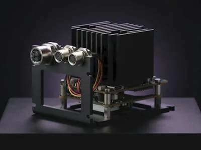 Luxonis lanza la OAK 4 FFC, una placa de visión para cinco cámaras