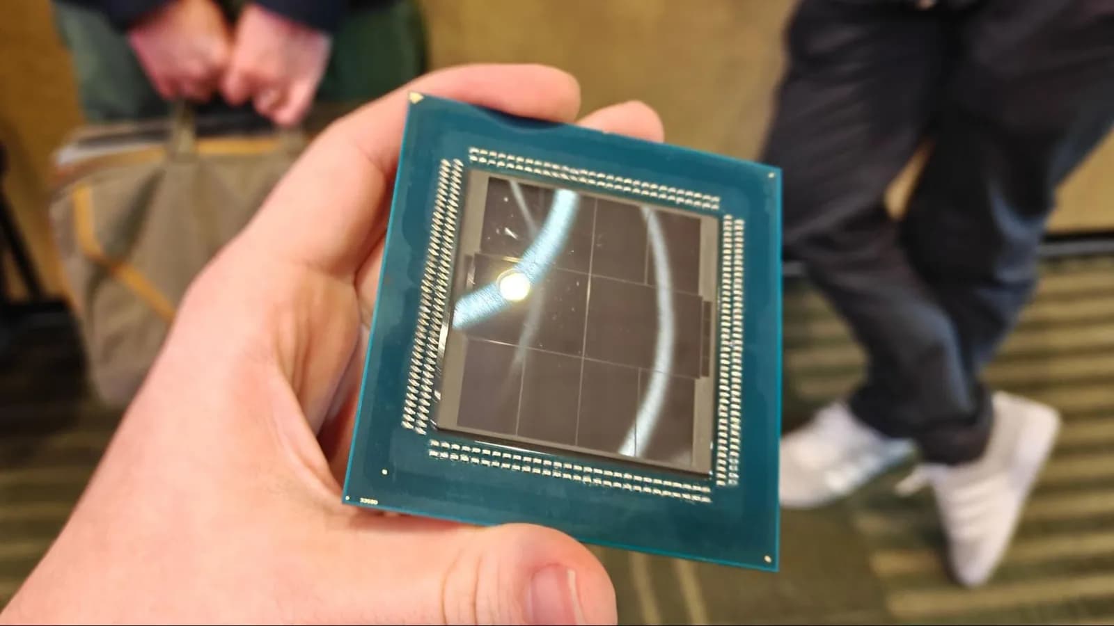 El EPYC 9996 con núcleos Zen 6c supera hasta 24% al Zen 5 en Geekbench