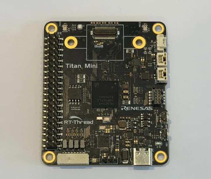 Titan Mini: Cortex-M85 a 1 GHz con NPU Ethos-U55 por USD 44